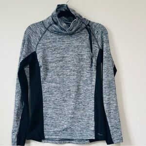 Eddie Bauer Womens Heather Gray Turtleneck Athletic Pullover Top size Small